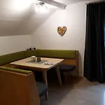 Haus Brugger דירה