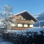 Haus Brugger Apartamento Zell am Ziller