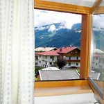 Haus Brugger Apartamento *